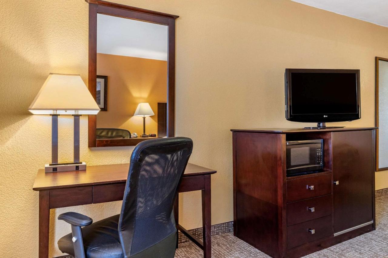 Quality Inn Russellville I-40 Bagian luar foto