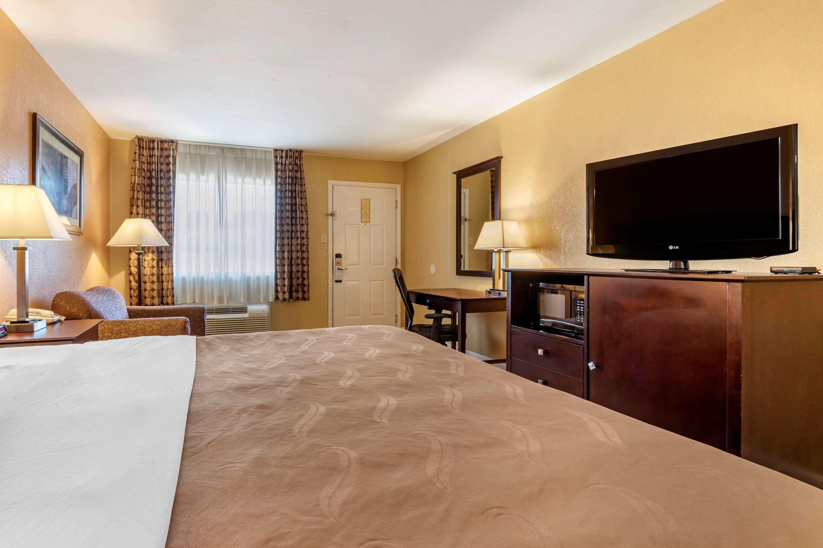 Quality Inn Russellville I-40 Bagian luar foto