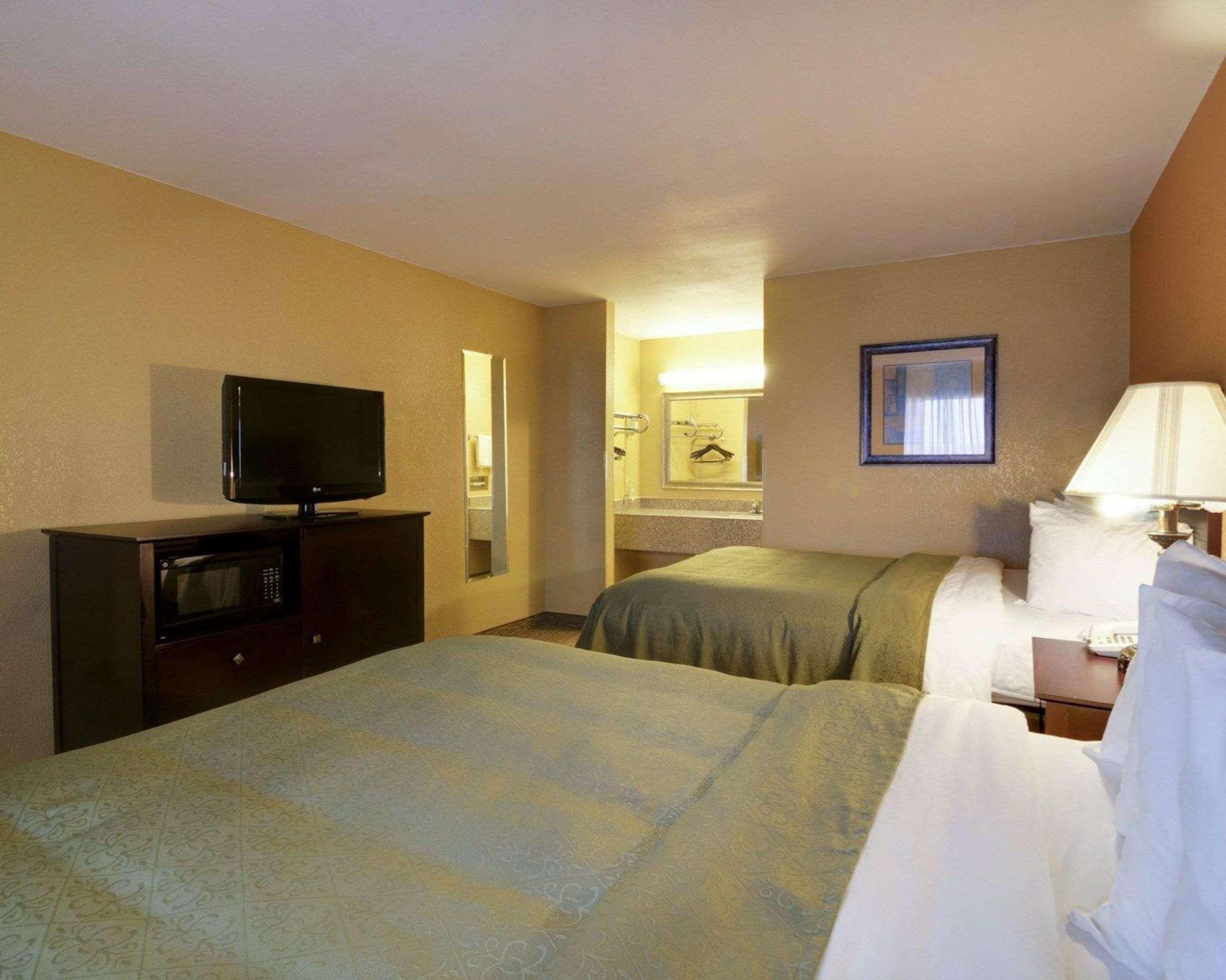 Quality Inn Russellville I-40 Bagian luar foto