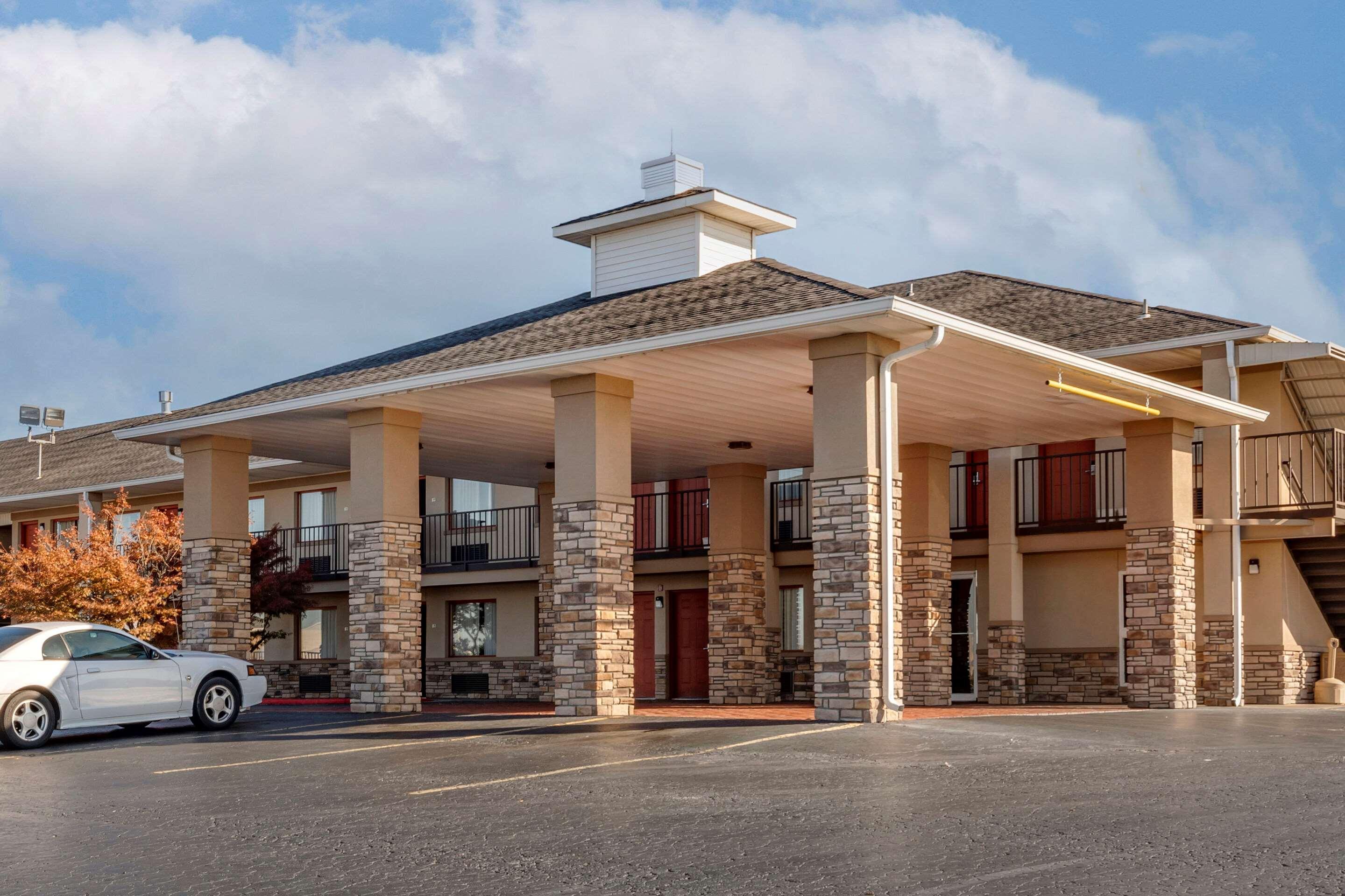 Quality Inn Russellville I-40 Bagian luar foto