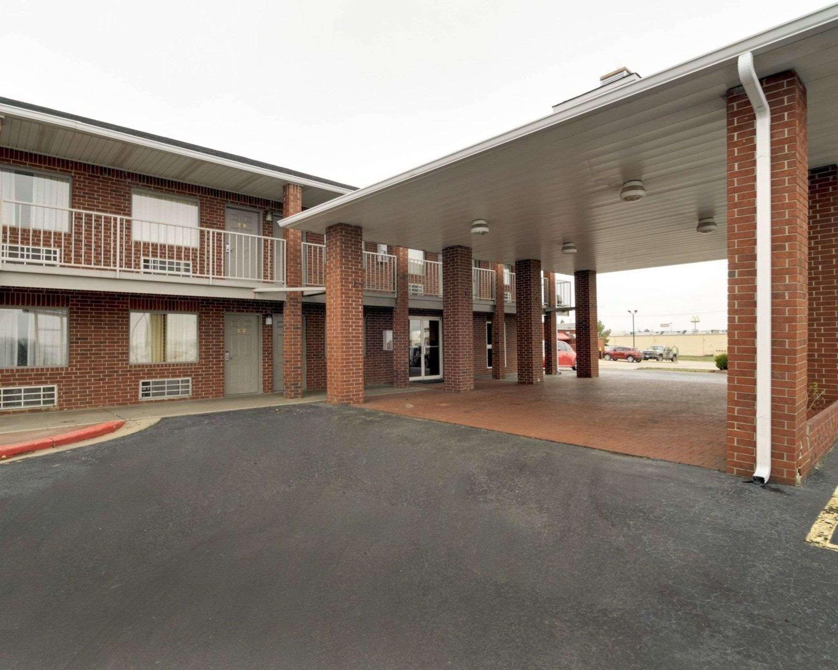 Quality Inn Russellville I-40 Bagian luar foto