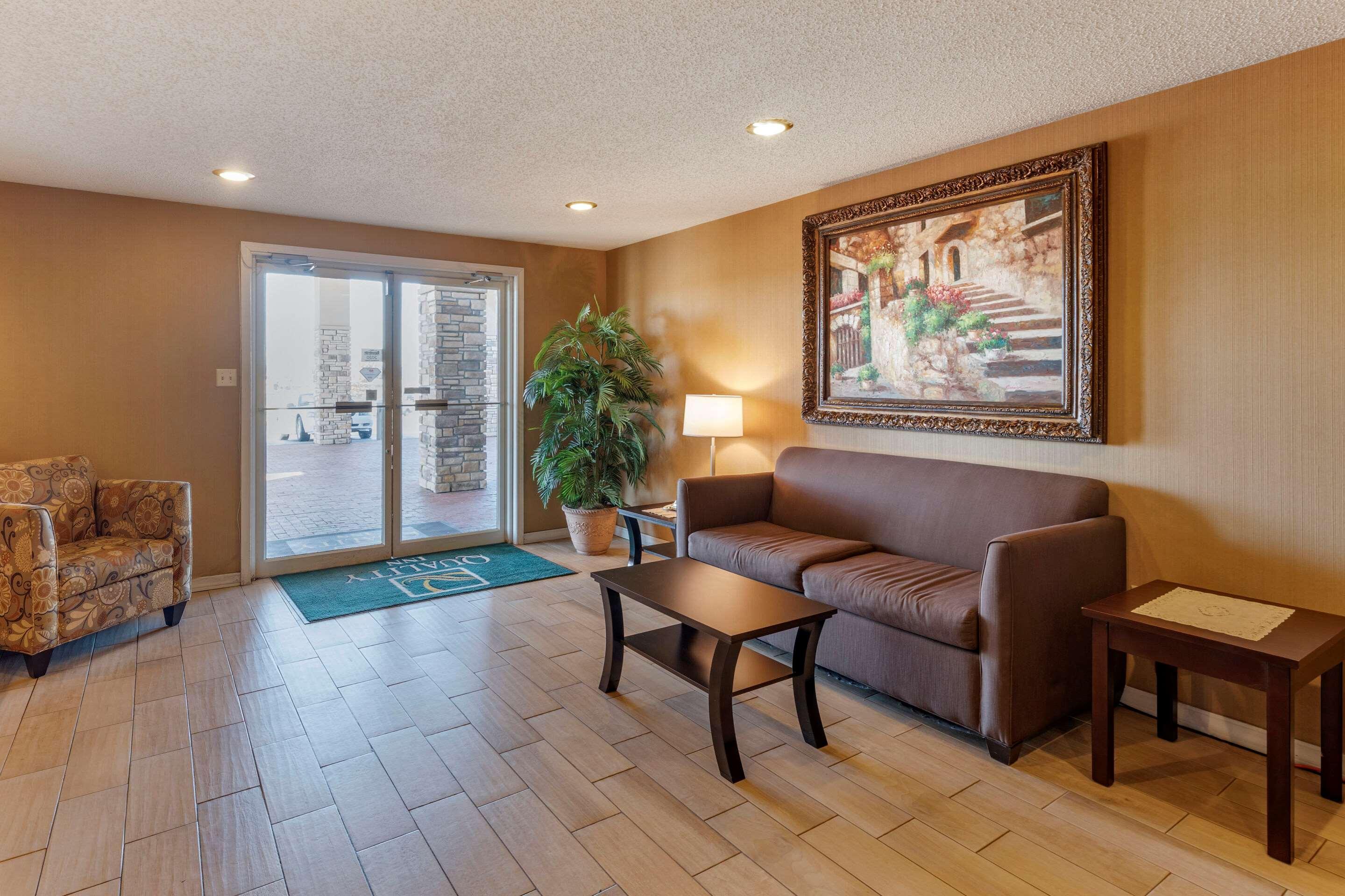 Quality Inn Russellville I-40 Bagian luar foto